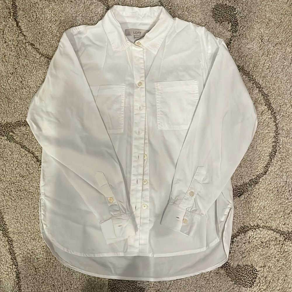 LOFT long sleeve button down blouse